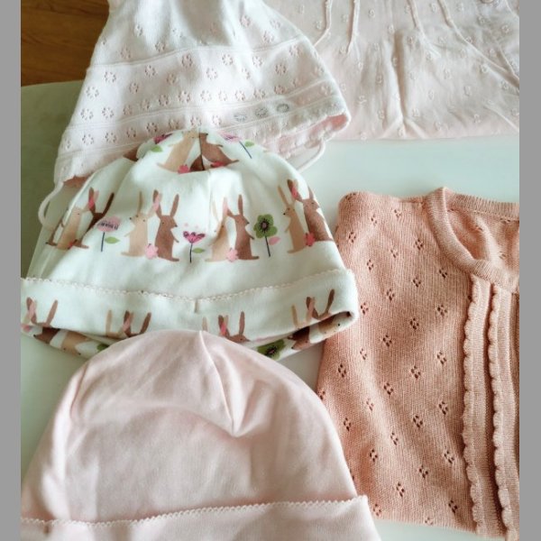 Nové či krás stav po 1 dítěti balík oblečení 86 šaty svetřík
