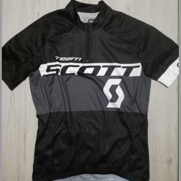 Cyklodres Scott - triko, šortky
