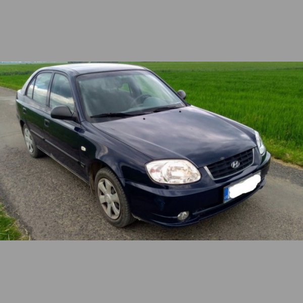 Hyundai Accent 1.3i (2005) - 109 tisíc km > Sednout a jezdit