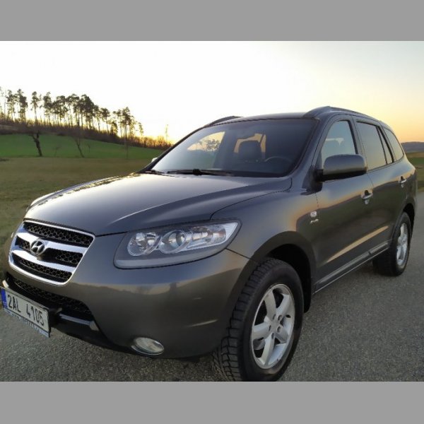 HYUNDAI SANTA FE 2,2CRDI 110KW 4x4 AUTOMAT SERVISKA CZ PUVOD