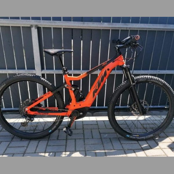 Zánovní Elektrokolo KTM macina chacana 293,naj. 265km