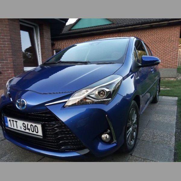 Toyota Yaris 1.5Hybrid 7.2017  44000km 100%stav