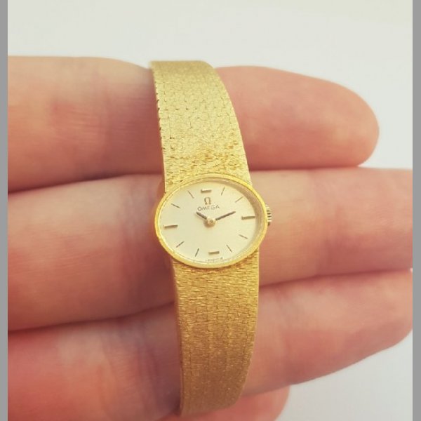 DÁMSKÉ CELOZLATÉ NÁRAMKOVÉ HODINKY OMEGA 18K