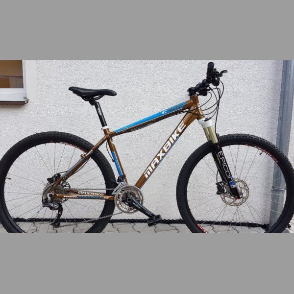 Maxbike C400 29, Shimano SLX, Vzduchová vidlice Epicon