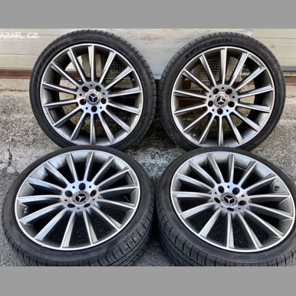 Letni sada Original AMG Mercedes R19 5x112 z Cls