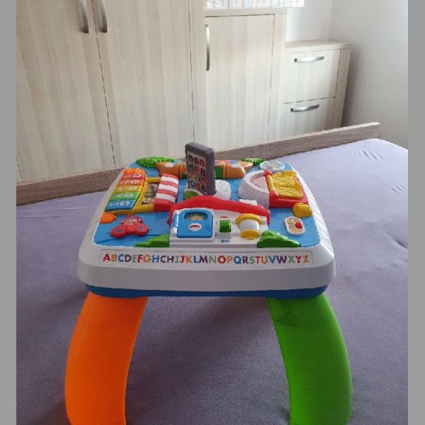 Fisher-Price Pejskův naučný stoleček  