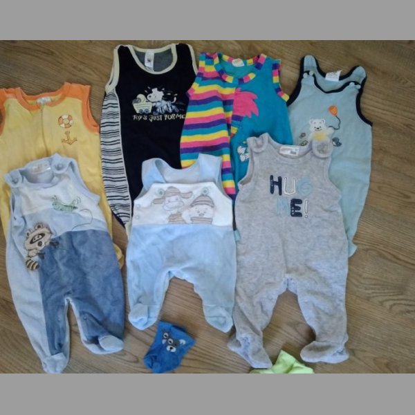 Kojenecké oblečení - balík kojeneckého oblečení vel. 56-62