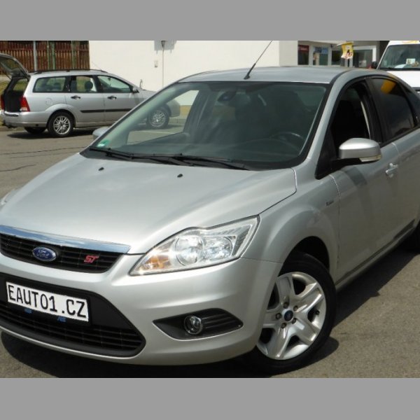 FORD FOCUS Hatchback 1.6i74kW 2009 Klima 8Bag Alu BEZ KOROZE