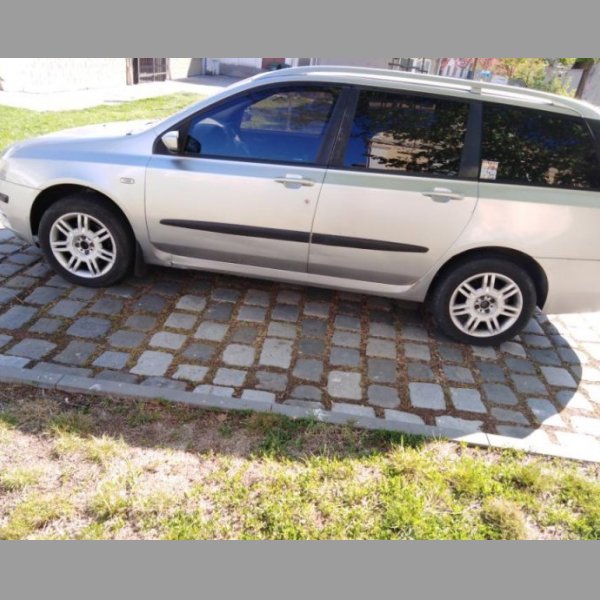 PRODAM DILY NA FIAT STILO 1,9JTD   85KW