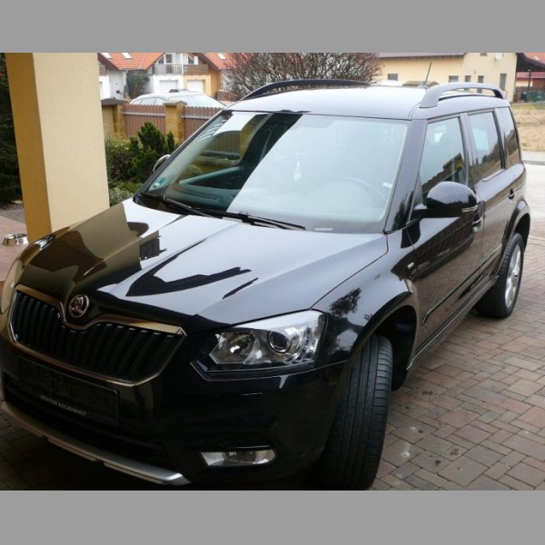 ŠKODA YETI 1,4TSI 92KW DSG NAVIGACE XENONY 87000KM SERV 2016