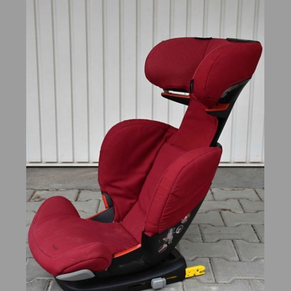 Prodám dětskou autosedačku Maxi-Cosi 15-36kg s ISOFIXem